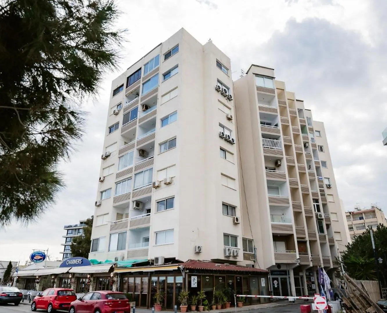 Lazuli Beach & Pool Apartment 501 Larnaca