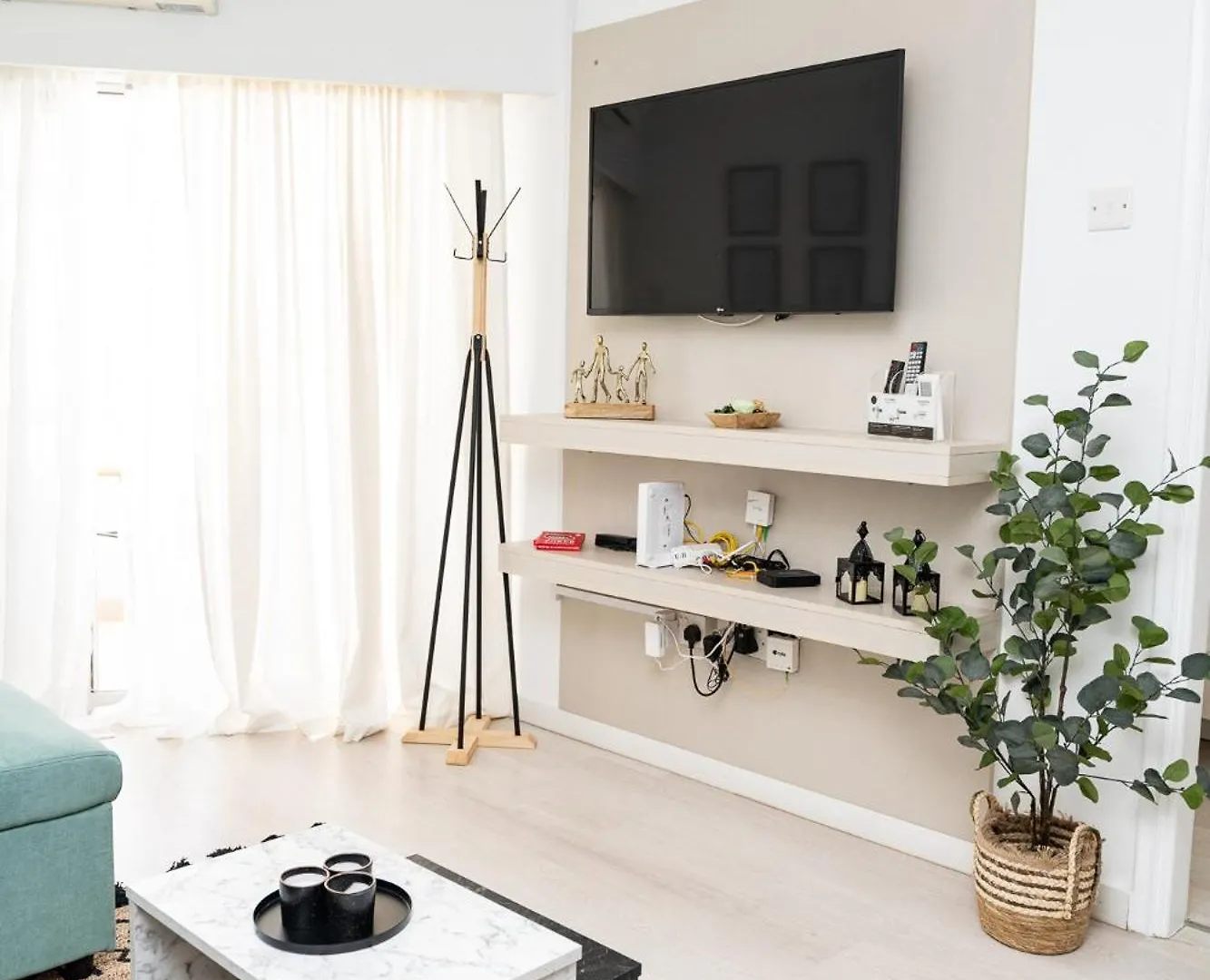 Lazuli Beach & Pool Apartment 501 Larnaca